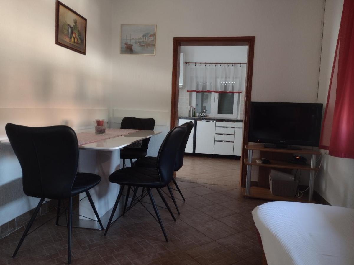 Apartment Marsa Medulin Exterior foto