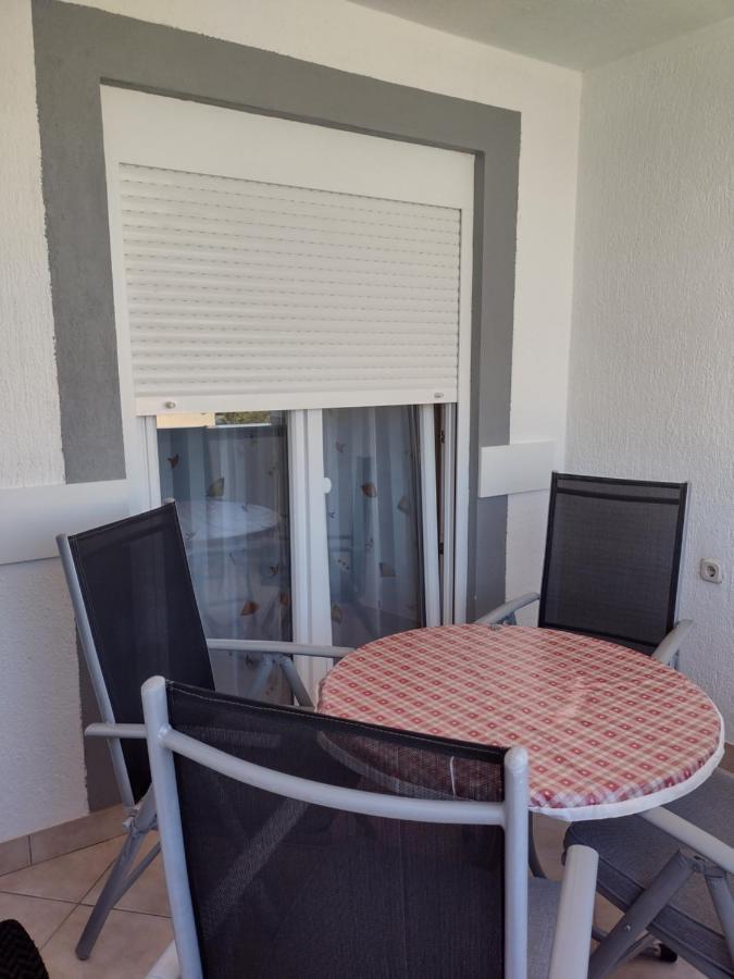 Apartment Marsa Medulin Exterior foto